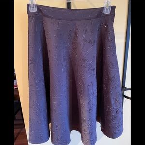 Beautiful Textured Skirt Size Small